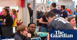 Trainees and current graduates: tell us your finest and worst experiences of uni societies